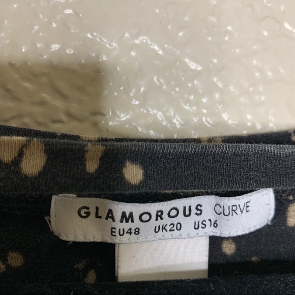 Hand Bleached Graphic Tee V Neck Key Hole - DIY Size 16 - Picture 9 of 10